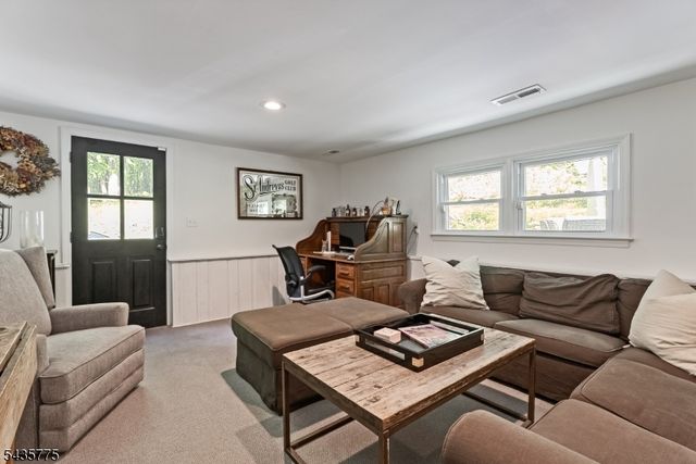 45 Molly Stark Dr, Morris Twp., NJ 07960
