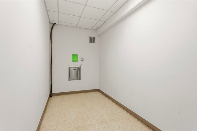 550 Pleasant St 211, Winthrop, MA 02152