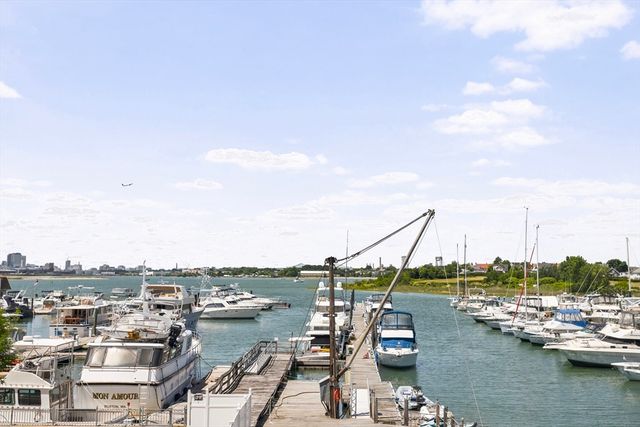 550 Pleasant St 211, Winthrop, MA 02152