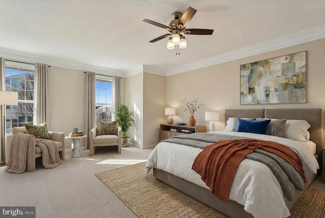 19390 COPPERMINE SQ, Leesburg, VA 20176