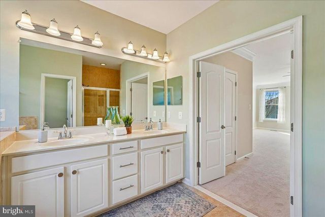 19390 COPPERMINE SQ, Leesburg, VA 20176