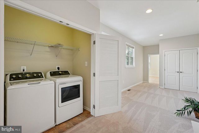 19390 COPPERMINE SQ, Leesburg, VA 20176