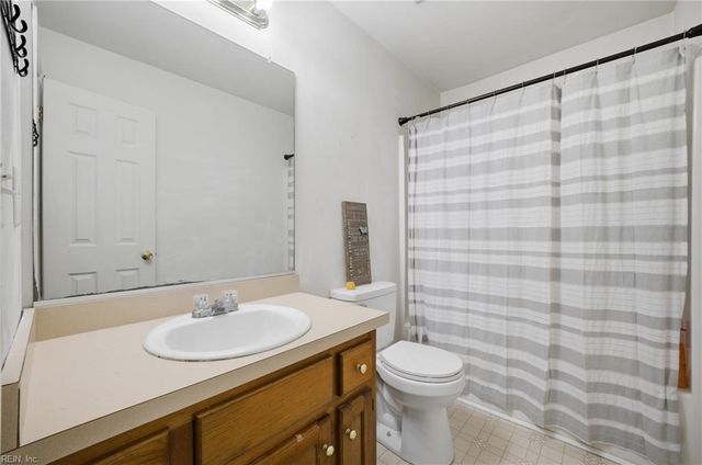 5104 York ST, Chesapeake, VA 23321