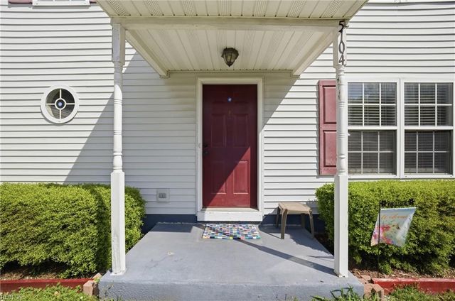5104 York ST, Chesapeake, VA 23321