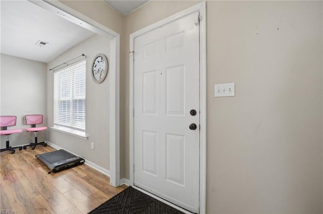 5104 York ST, Chesapeake, VA 23321