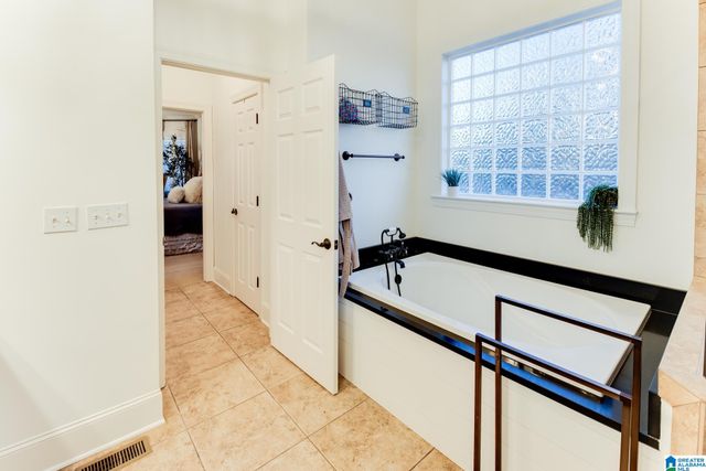 13966 ELAM CIRCLE, Northport, AL 35475