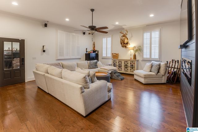 13966 ELAM CIRCLE, Northport, AL 35475