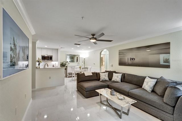 8932 MANOR LOOP 105, Lakewood Ranch, FL 34202