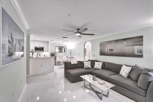 8932 MANOR LOOP 105, Lakewood Ranch, FL 34202