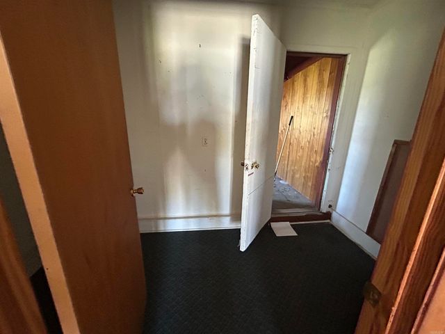 1905 S Spring St, Stuttgart, AR 72160