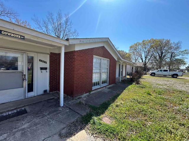 1905 S Spring St, Stuttgart, AR 72160