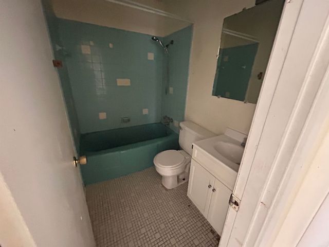 1905 S Spring St, Stuttgart, AR 72160