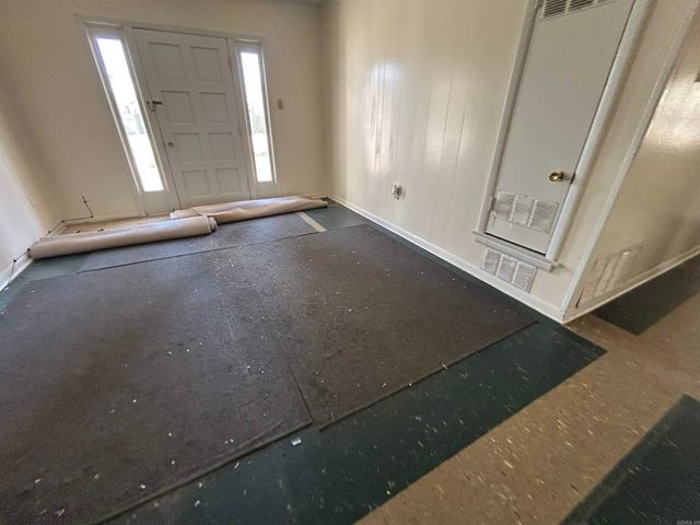 1905 S Spring St, Stuttgart, AR 72160