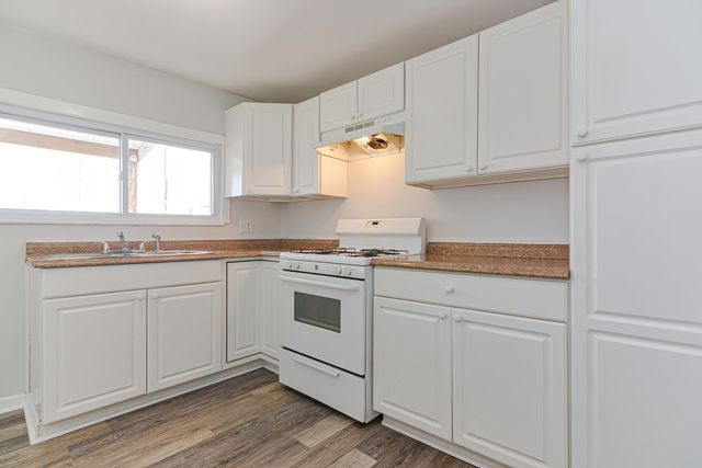 8-10 Arch Street, Laconia, NH 03246