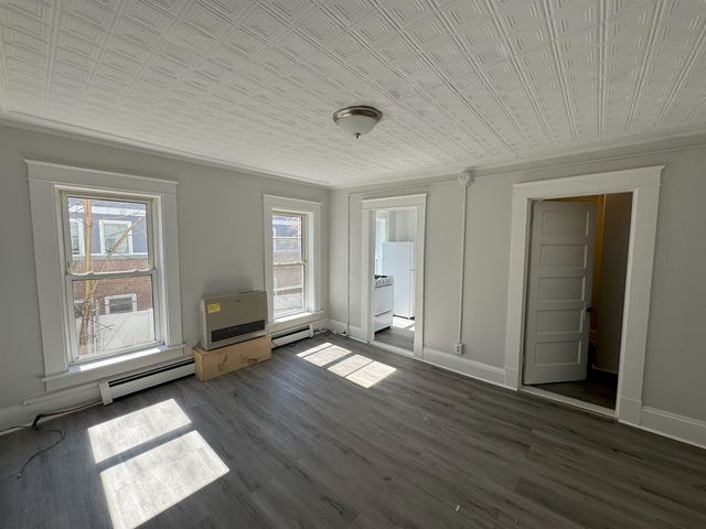 8-10 Arch Street, Laconia, NH 03246