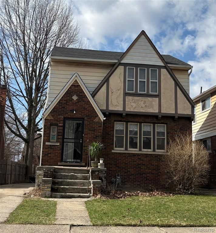 9181 Harvard Road, Detroit, MI 48224