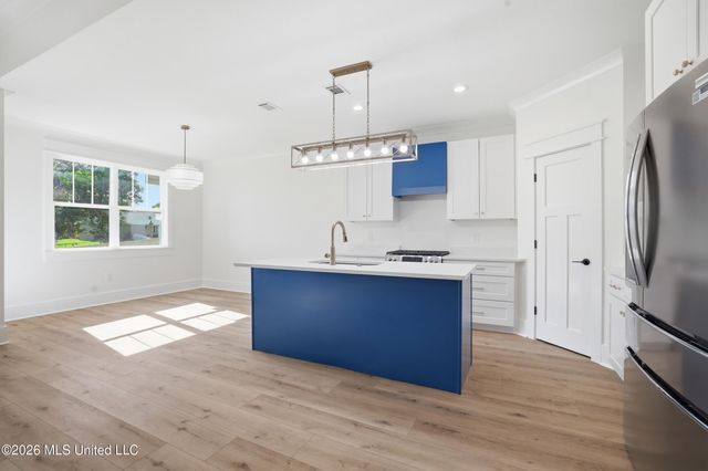 127 Iberville Drive, Biloxi, MS 39531