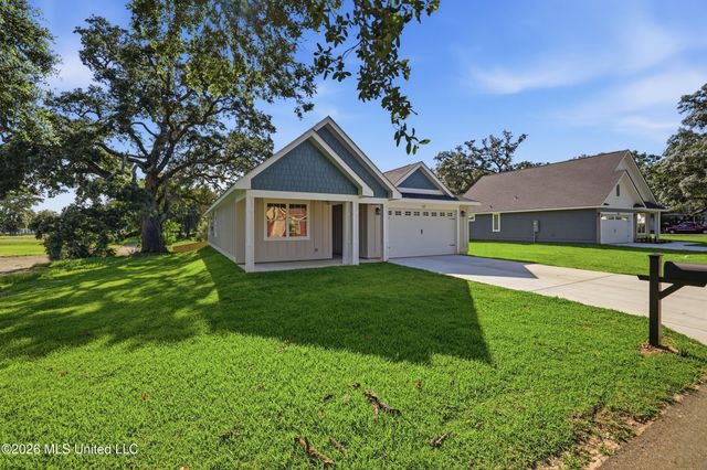 127 Iberville Drive, Biloxi, MS 39531