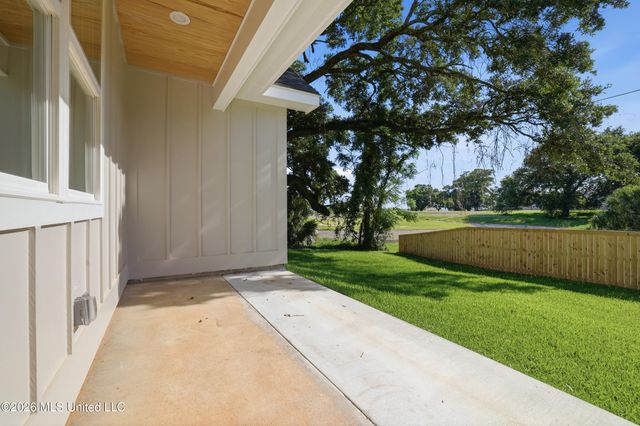127 Iberville Drive, Biloxi, MS 39531