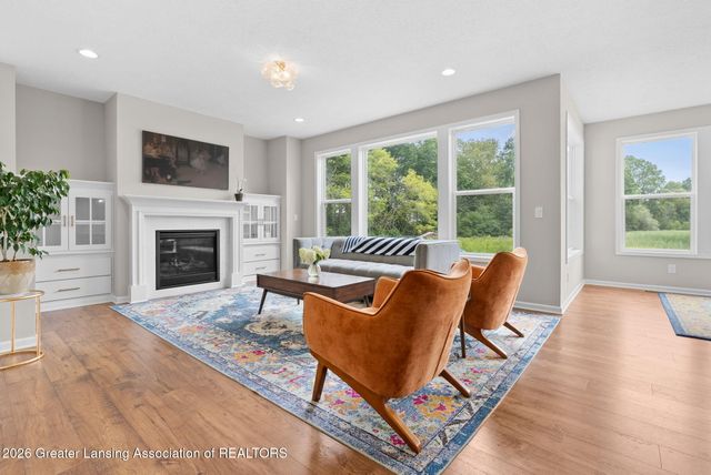 5596 Copper Creek Drive, Haslett, MI 48840