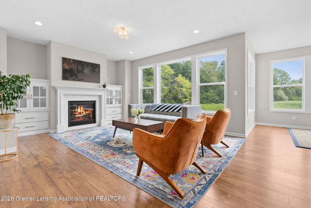 5596 Copper Creek Drive, Haslett, MI 48840