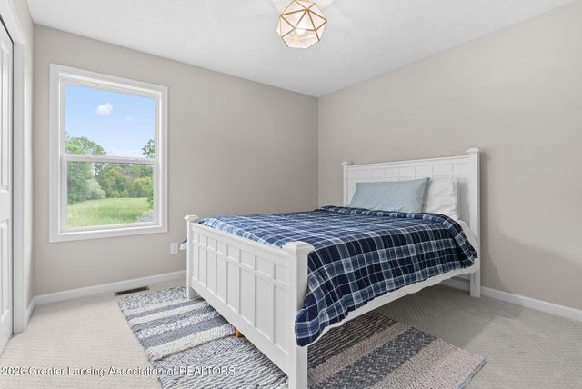 5596 Copper Creek Drive, Haslett, MI 48840