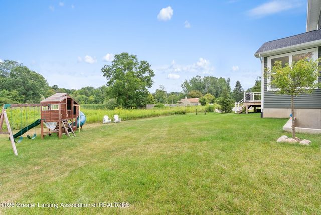 5596 Copper Creek Drive, Haslett, MI 48840