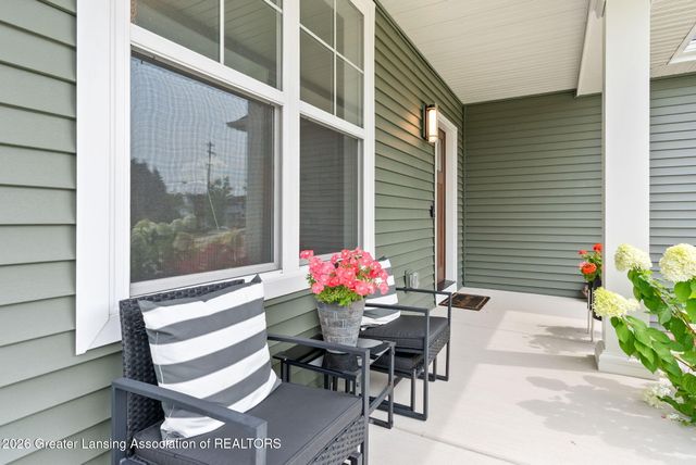 5596 Copper Creek Drive, Haslett, MI 48840