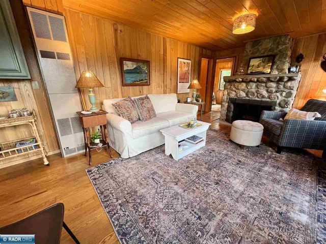 2903 Chaps Road, Cook, MN 55723