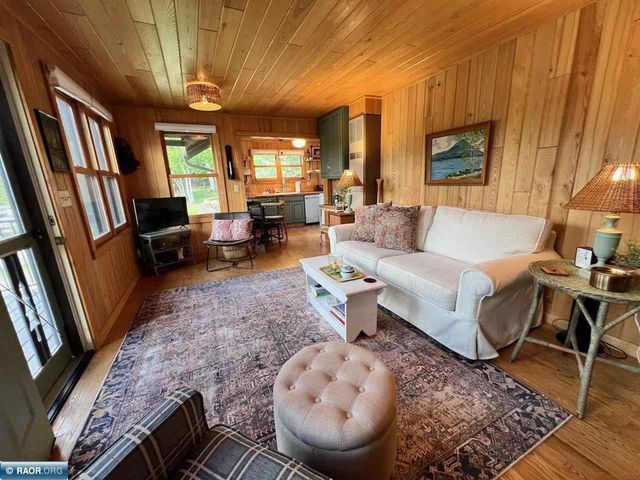 2903 Chaps Road, Cook, MN 55723