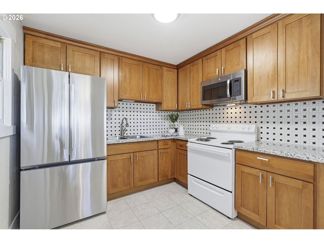 5224 Se RAMONA St, Portland, OR 97206