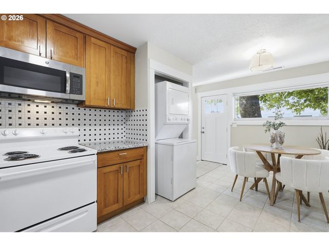 5224 Se RAMONA St, Portland, OR 97206