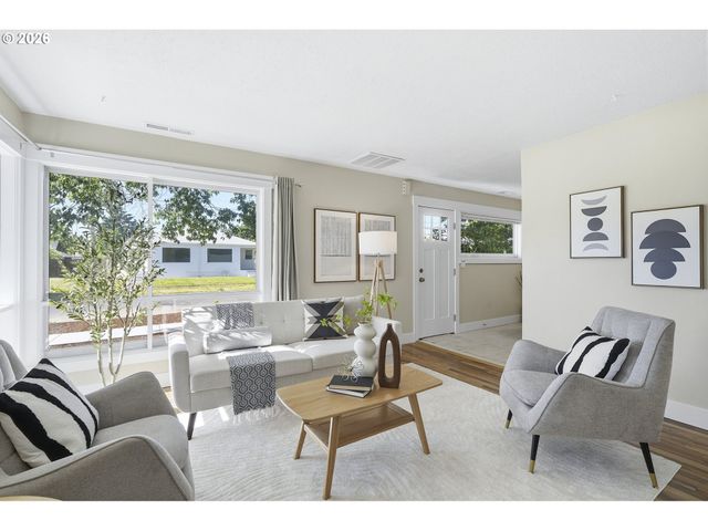 5224 Se RAMONA St, Portland, OR 97206