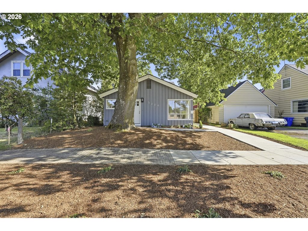 5224 Se RAMONA St, Portland, OR 97206