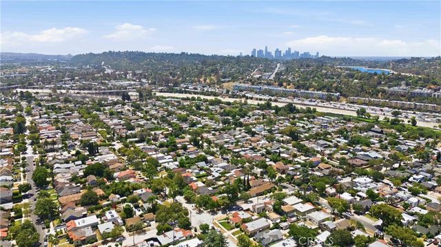 3362 Madera, Los Angeles, CA 90039