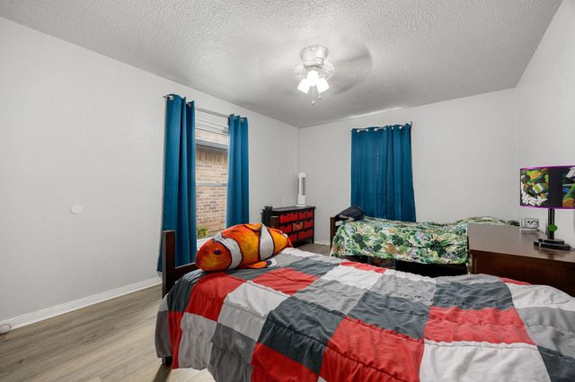 8730 Pines Place Drive, Humble, TX 77346