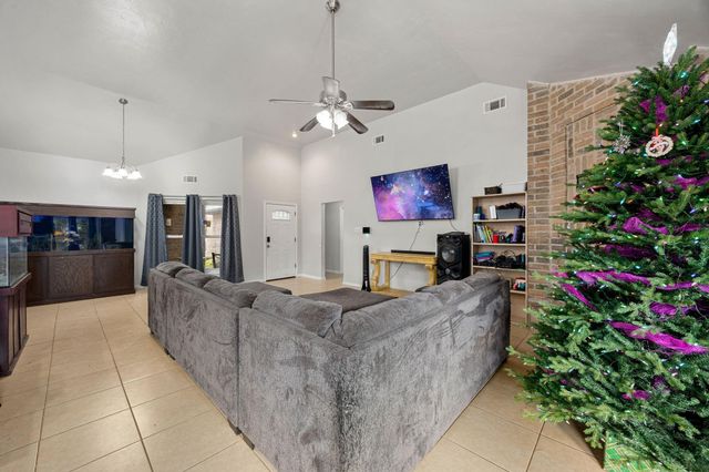 8730 Pines Place Drive, Humble, TX 77346