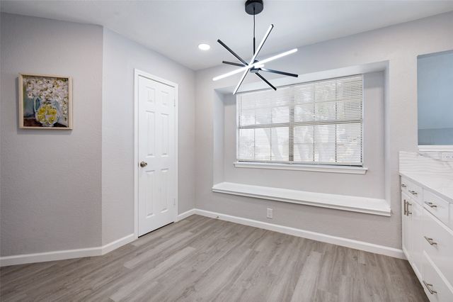 1618 San Francisco Street, Carrollton, TX 75007