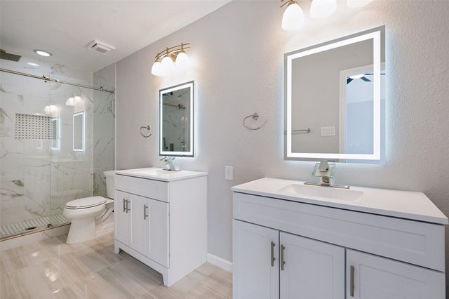 1618 San Francisco Street, Carrollton, TX 75007