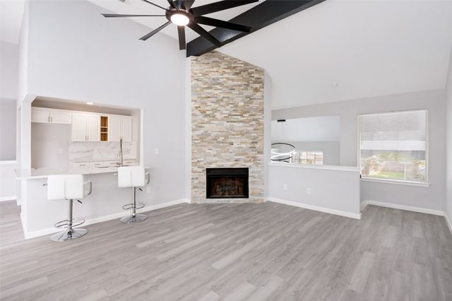 1618 San Francisco Street, Carrollton, TX 75007