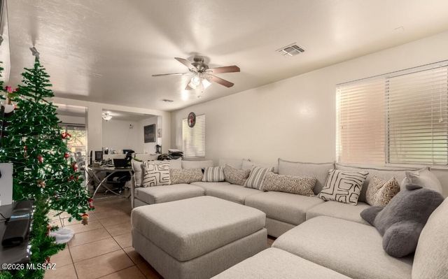 14361 S Camino Vallado, Sahuarita, AZ 85629