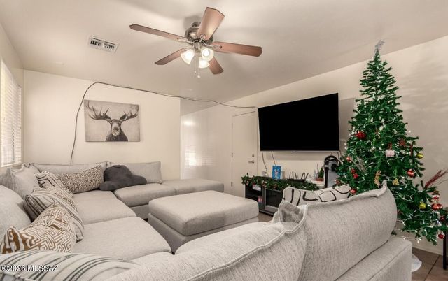 14361 S Camino Vallado, Sahuarita, AZ 85629