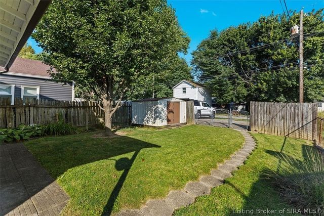 1409 Culbertson Avenue, New Albany, IN 47150