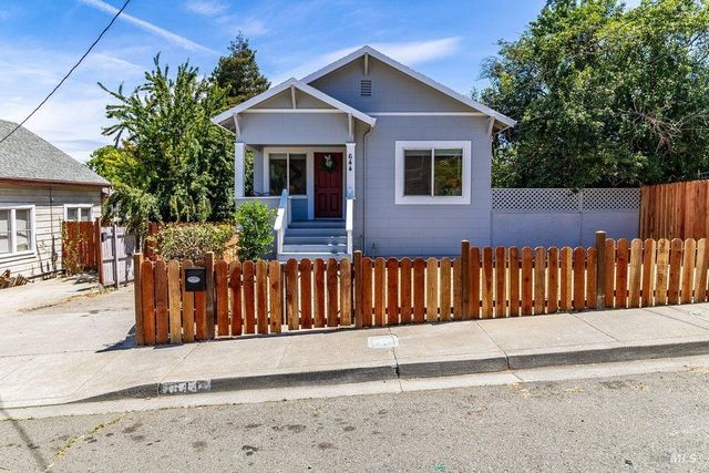 644 Porter St, Vallejo, CA 94590
