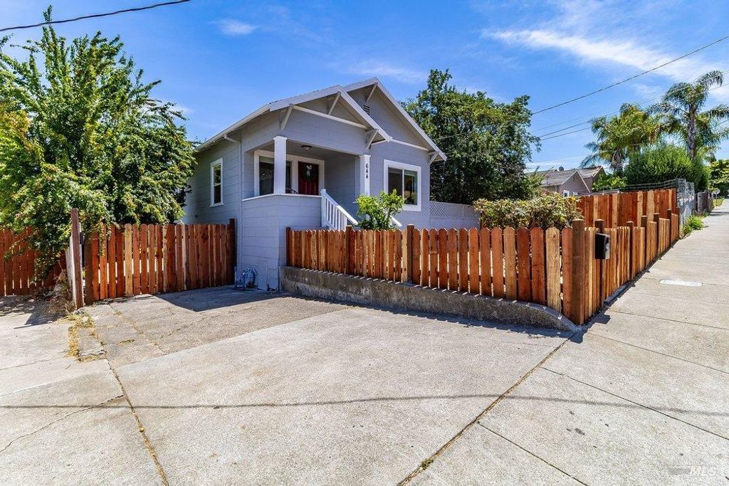 644 Porter St, Vallejo, CA 94590