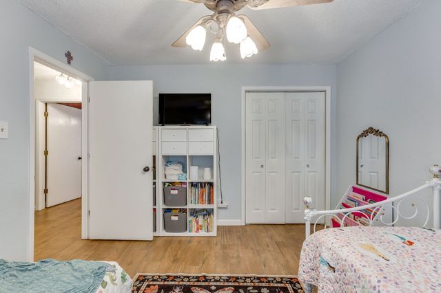 2711 Lone Star Lane, Grapevine, TX 76051