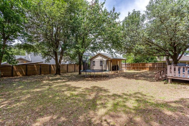 2711 Lone Star Lane, Grapevine, TX 76051