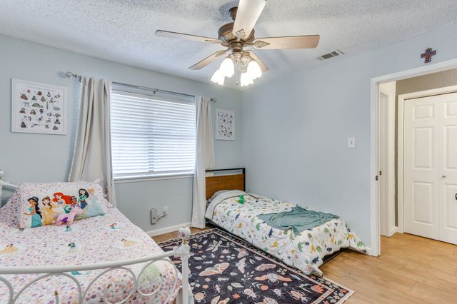 2711 Lone Star Lane, Grapevine, TX 76051