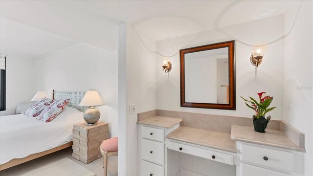 1100 BENJAMIN FRANKLIN DRIVE 603, Sarasota, FL 34236