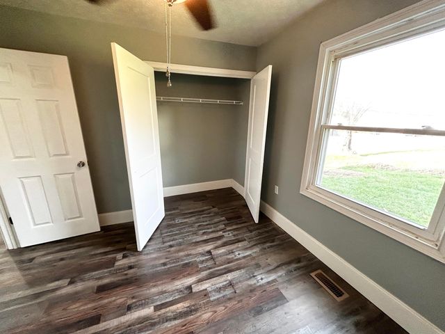 313 Fairlane Drive, Vanceburg, KY 41179